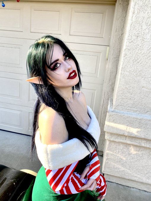 My Twitter is slutty pics and high thoughts https://t.co/2WD8iW23vv<a href="/tag/newprofilepic"class="tags"><span>#newprofilepic</span></a>