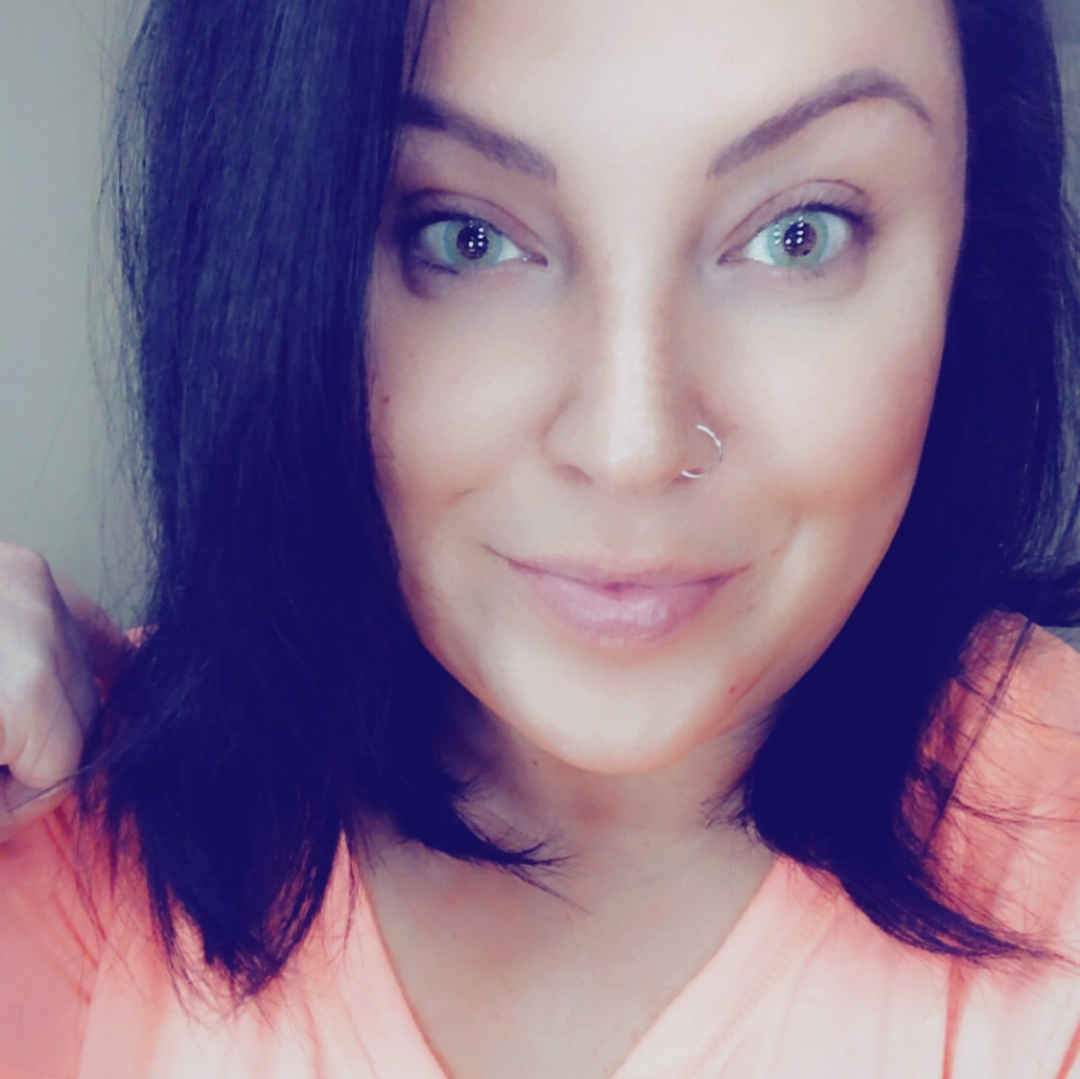 beautygirlelyse's tweet photo. Lovin my @ouai hair mask from Influenster! This blowout is so smooth and shiny! #OUAITHICK #contest #complimentary @theouai @Influenster https://t.co/v4L8yDgBas