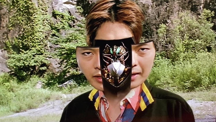 何でも衛門 今日のヨドンナ様の顔割れは ハリケンジャーvsガオレンジャー で 暗黒七本槍のサーガインが化けた偽鷲尾岳の顔がこんなんになっちゃった時以来の衝撃だ 他の人もそういうデジャヴないかな T Co Wux1ho8hz9 Twitter