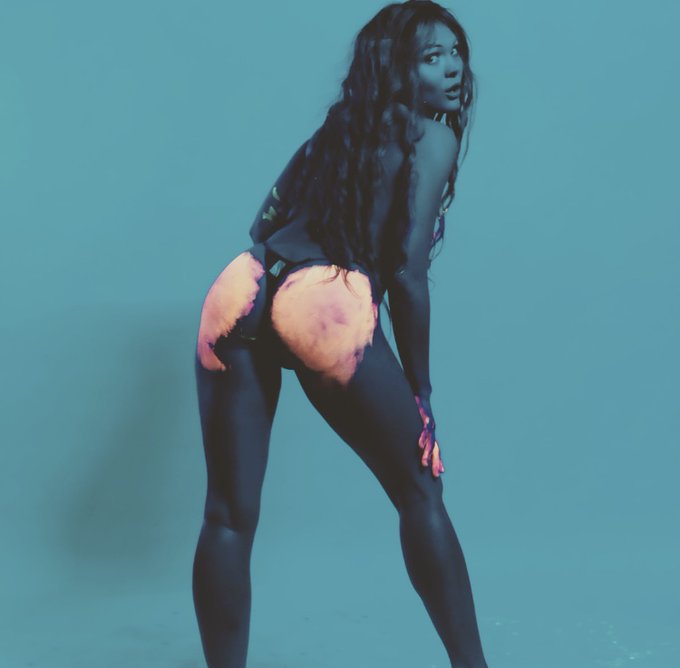 I love to get messy ;) https://t.co/PtbB5WiyDY