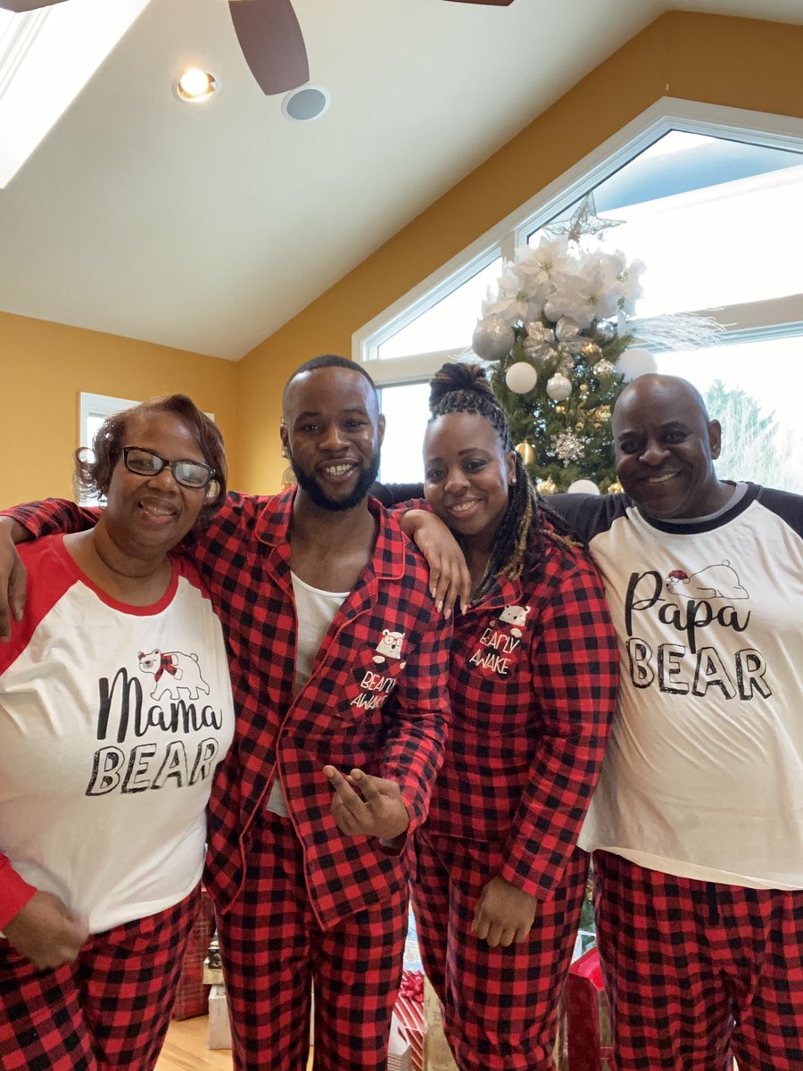 deb_aka's tweet photo. Christmas at the Crawfords! https://t.co/d6tlvLtpCn