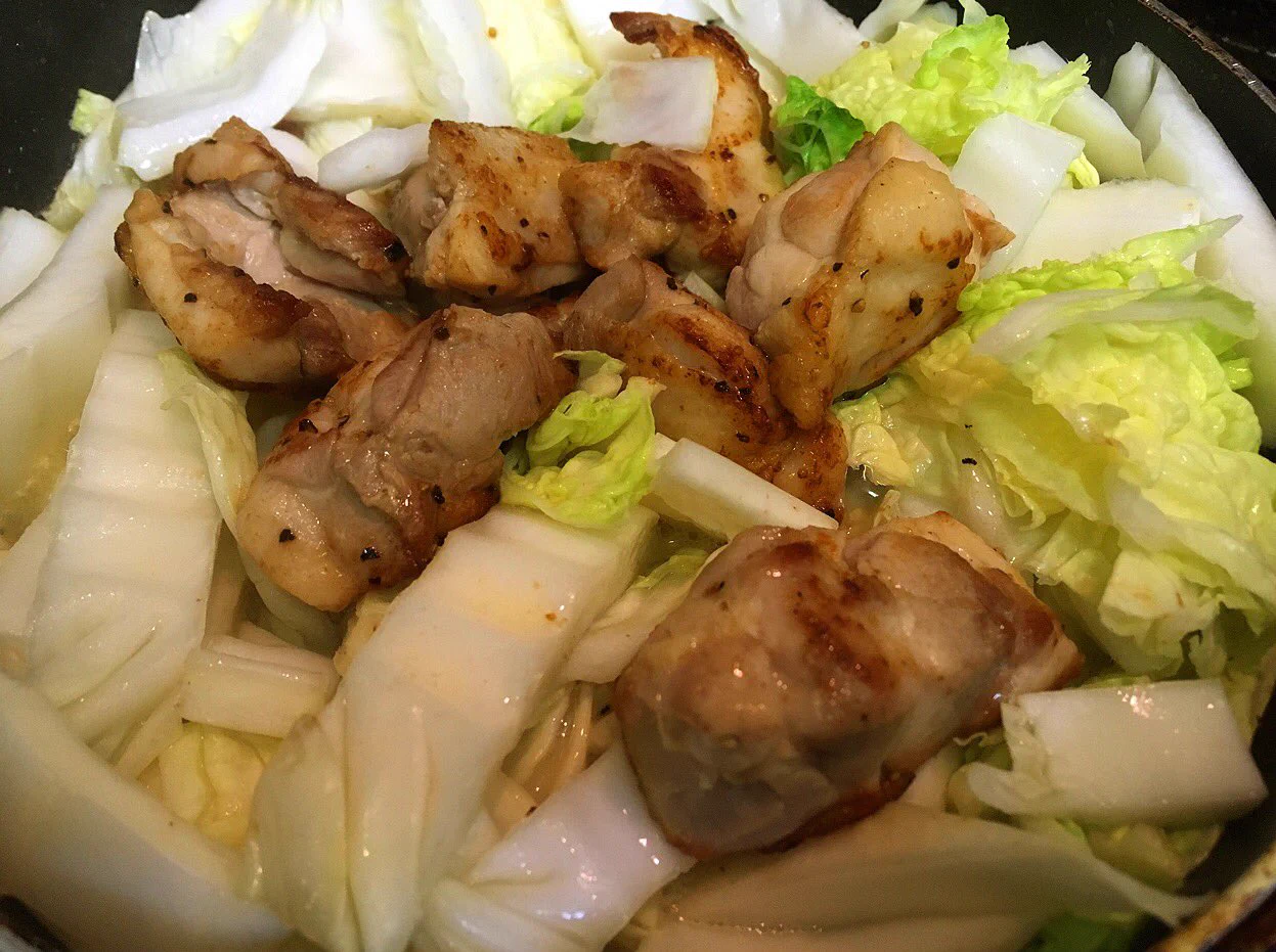 ごはんにかけて食べない派の人も是非！ごはんと合う、無水シチューの作り方！