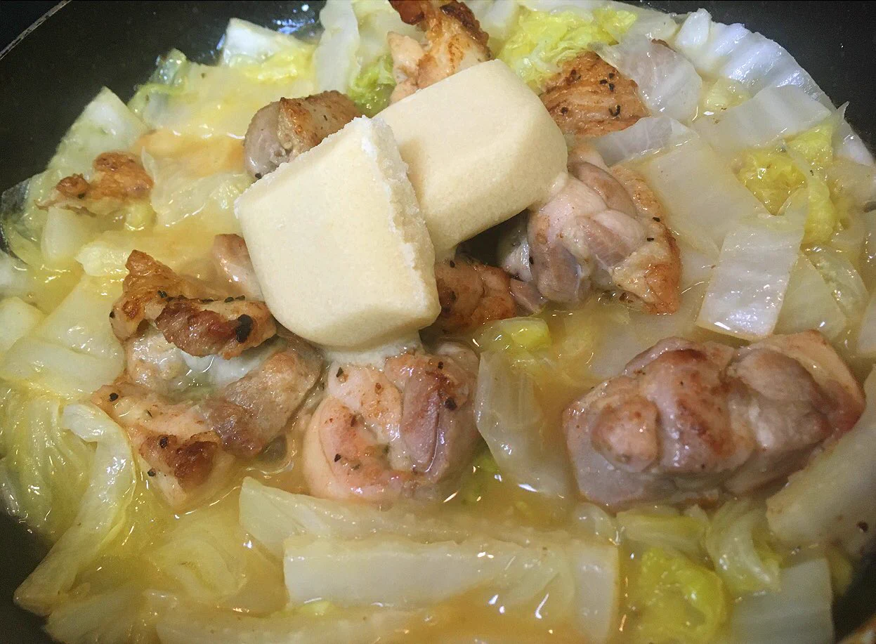 ごはんにかけて食べない派の人も是非！ごはんと合う、無水シチューの作り方！