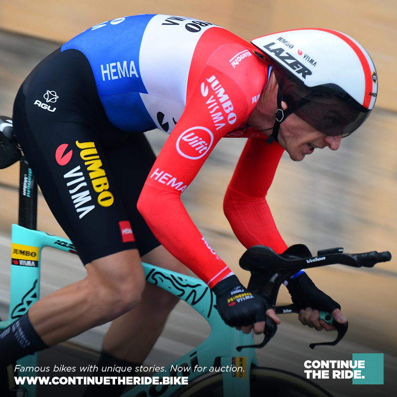 visma_lab_devo's tweet photo. This year time trial specialist @josvanemden gave us his tips and tricks✔️
One of his tips was: "Buy my Aquila, go fast and #continuetheride!"🌪️💨
His Bianchi Aquila and many other bikes are available untill tonight for auction⤵️