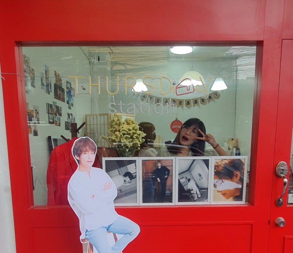 jrnjernnjernnn's tweet photo. #Absolute_VDAY
โปรเจคท์น่ารัก แทแทหล่อเต็มร้านเลย 💜🐯 https://t.co/yMNesZbqcu