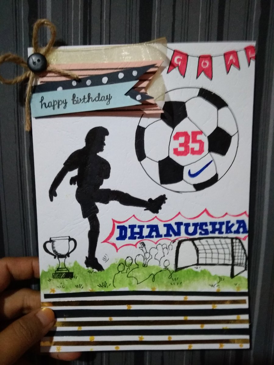 CraffitiLK's tweet photo. Football themed birthday card went out for a football lover.  ⚽

Our cards can be customized according to your favourite theme.  ❤️

#handmadegifts #handmadecards #birthdaycards #themecards #footballcards #football #creativecards #innovative https://t.co/VQaOTFayTI