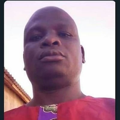 katleho773's tweet photo. @MrHandsome_ZA "My boyfriend is handsome"

The boyfriend: https://t.co/jTQhjcmBdU