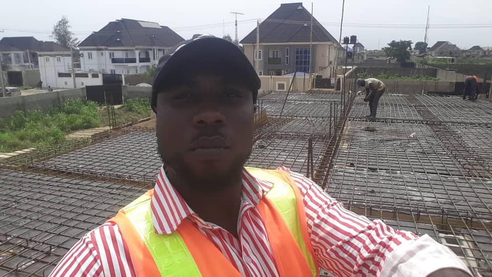 Irawomitan's tweet photo. For my 1000 followers, funky Engineer. The face vs the hustle. Rt and recommend me. I design and build fire🔥🔥🔥
@_harrisonJNR please put me in a Rolls Royce in the second frame. I can’t kee myself 🙏🏻 thanks @_harrisonJNR  #ghana #At 16 https://t.co/3VCobiPiJM