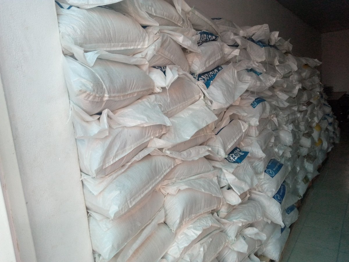 Prosealnigeria's tweet photo. When you are buying from @3sistersnigeria buy with confidence! These admixtures are all made in Nigeria with our raw materials, that is why they are big, strong and reliable " give it a shot and thank me later.
@DrJoeAbah @OvieSheikh @kennygee_70 @jeffphilips1 @iyaboawokoya https://t.co/lggTR5opPZ