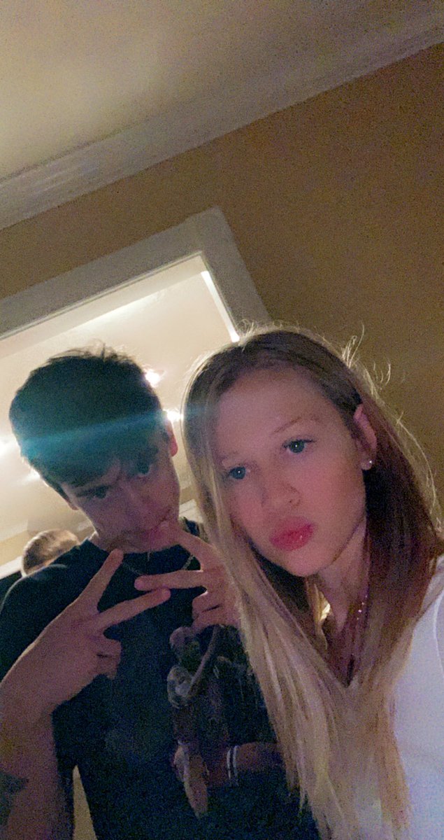 ashleighanne_'s tweet photo. happy birthday to my fav cuz, love ya!! have a good day!!!❤️ https://t.co/ftgKg3XVxi