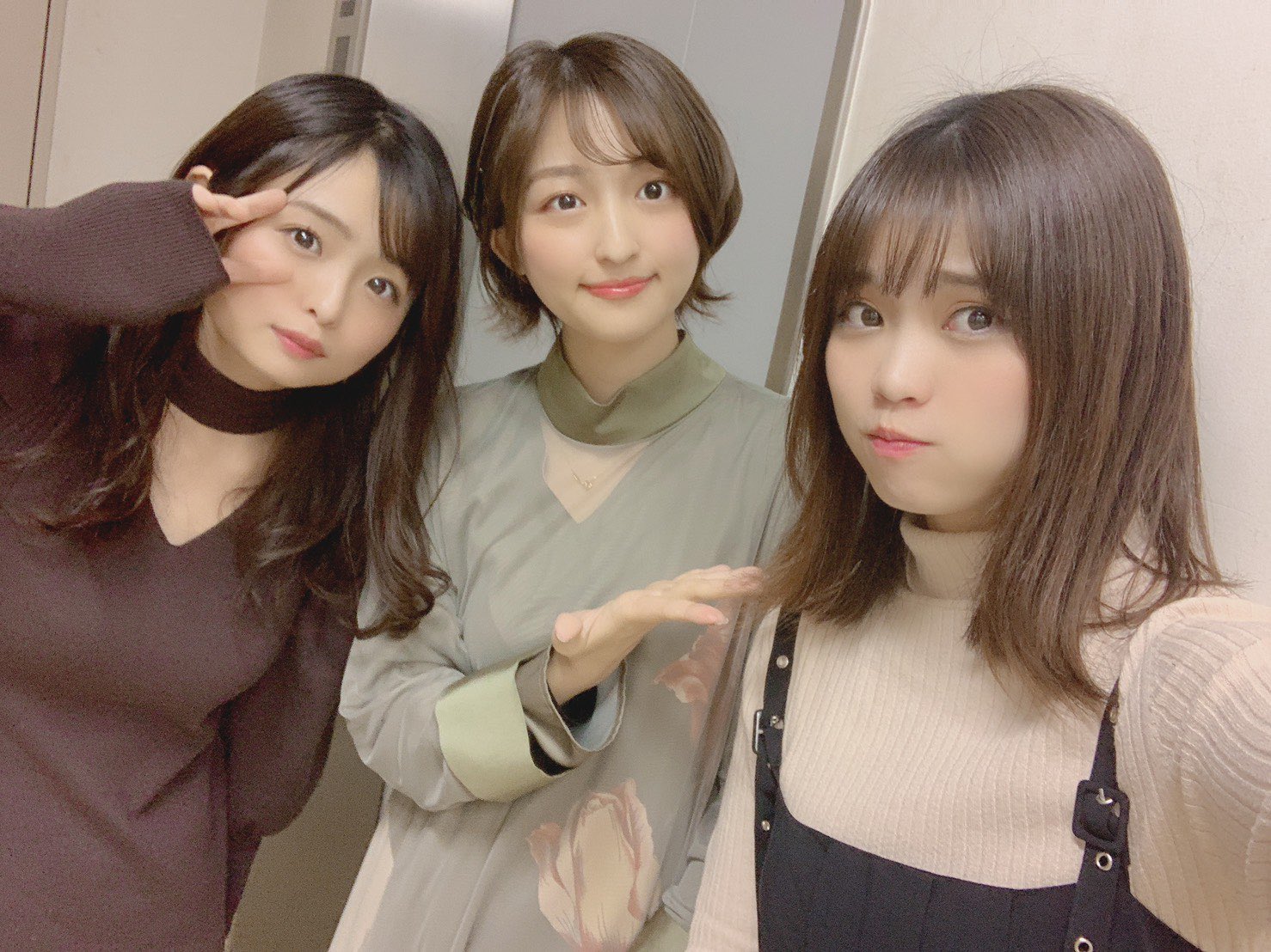 Dddk 石井陽菜 トークショーで発表されました 来年8月の御台場編は ロネスネス 全員 楪 出演決定 さらに 船田姉妹 が主役 ということです 皆様がたくさん愛してくれたお O5jp99 Plurk
