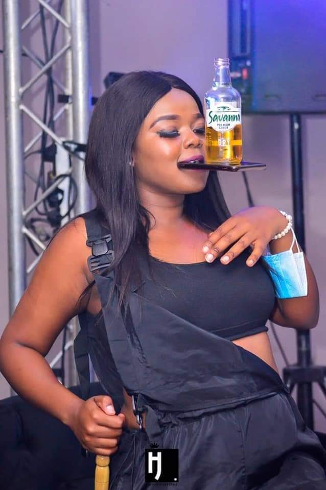 LeinaLameKeTumi's tweet photo. Guys are you sure sure there's nothing wrong in this year's Savanna? 🤔🙆🏽‍♂️ https://t.co/h66EWpMOe9