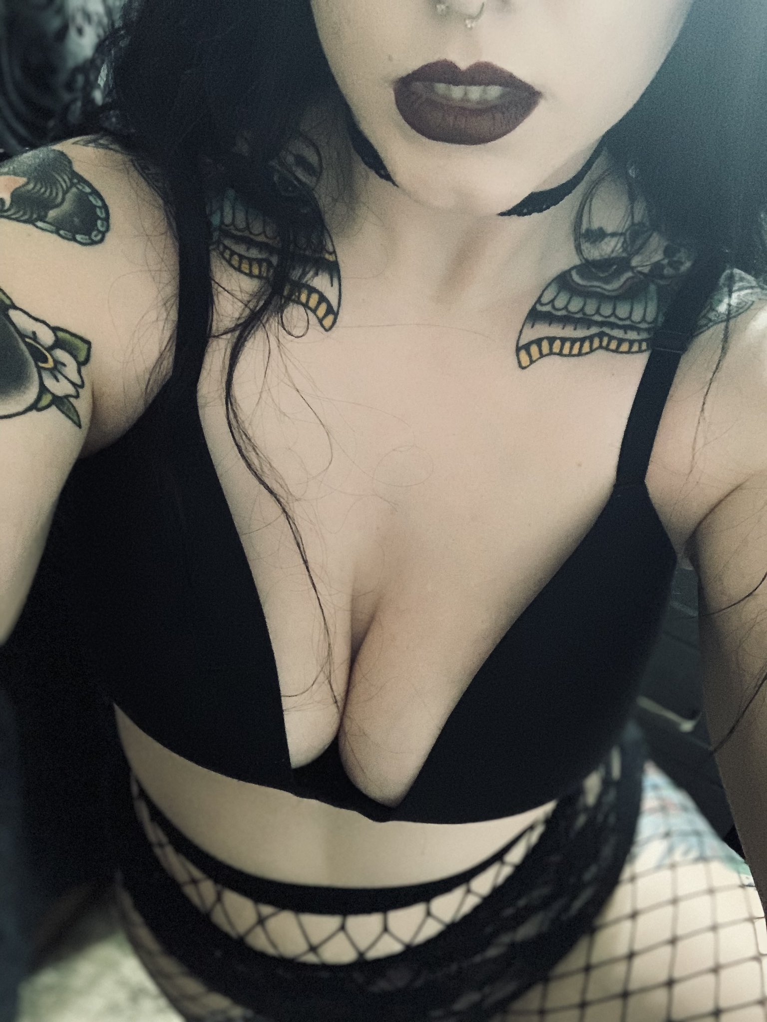 White_Willow13 on X: #tattoo #tattoomodel #onlyfan #onlyfans #onlyfangirl  #alternative #model #goth #gothgirl #gothmodel t.coMnX4mpLsha  X