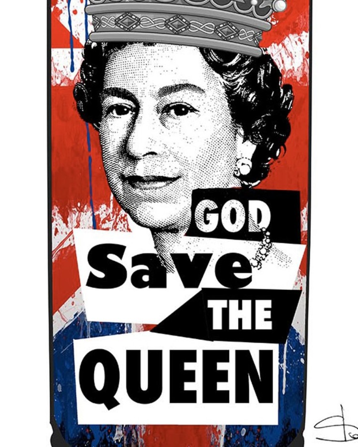 God Save the Queenpic.twitter.com/pgncKbKxkl. 