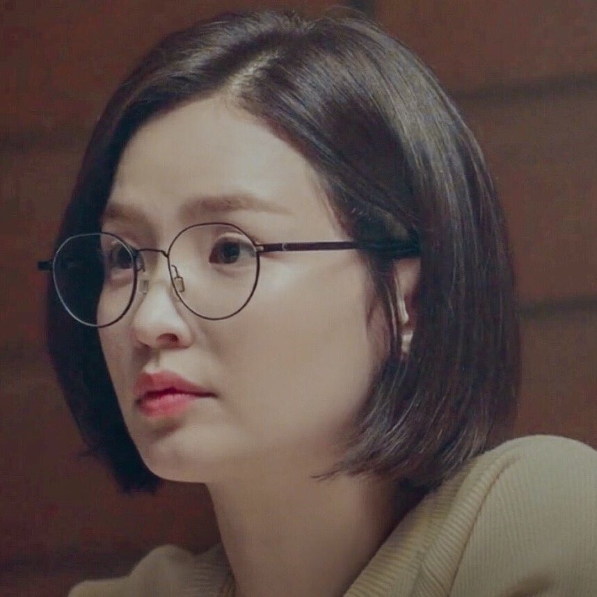 "but to meet your best friend in the most beautiful women is something entirely apart." ㅡ Bridgerton (2020)