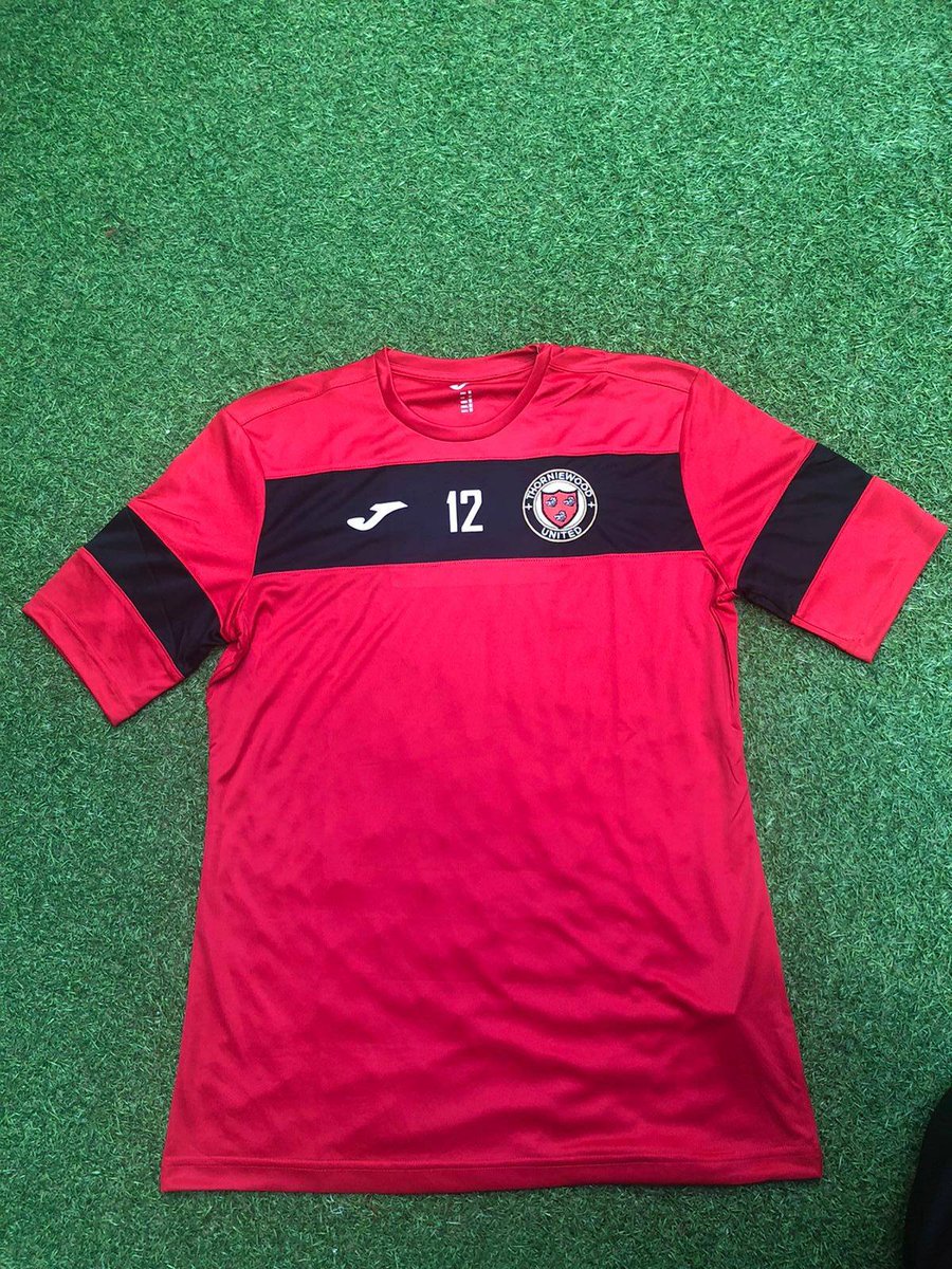 TheSoccerShopD's tweet image. 2020 has been a busy year for us and what better way to celebrate, than showcase some of the work for some tremendous clubs we've been working with! 🙌

We might be closed, but get in touch if we can help with anything ☑️

🖥 - thesoccershopdirect.co.uk

#2020InPhotos #SoccerShop