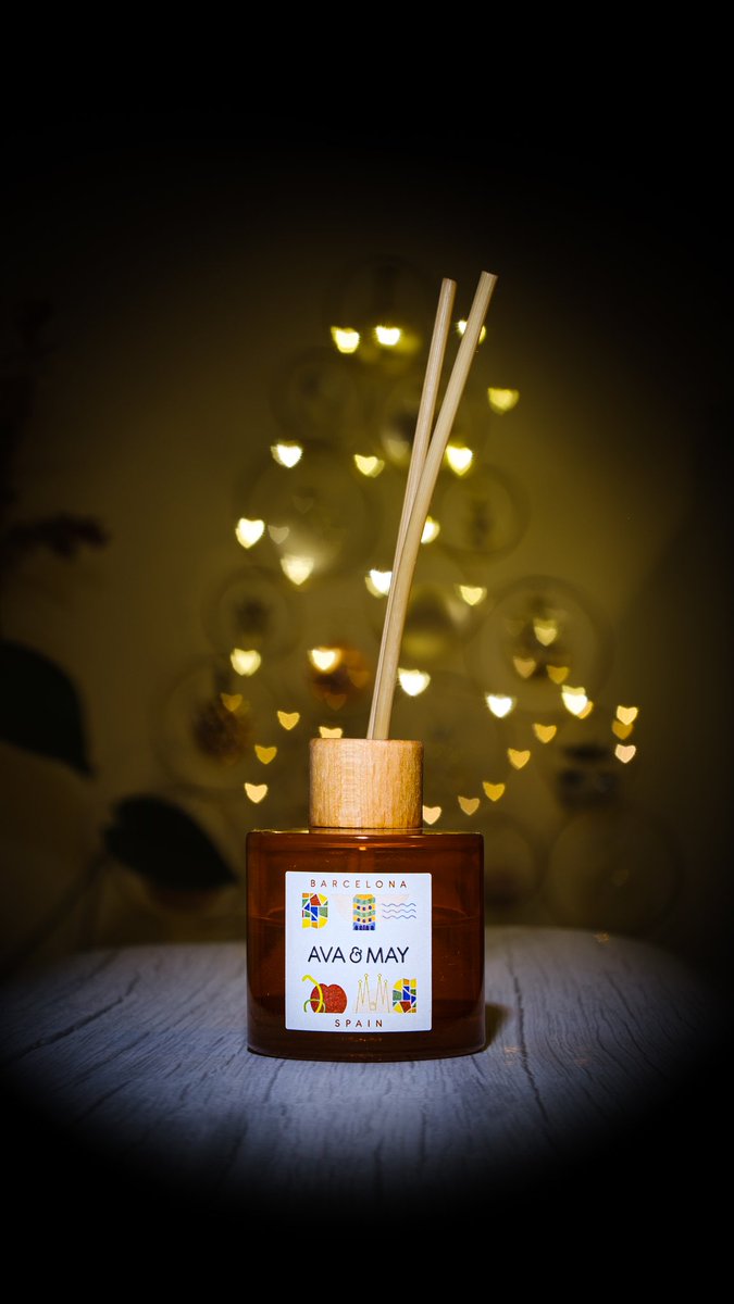 Natale è finito, ma se vi serve un idea regalo per la calza della Befana abbiamo un super sconto del 50% per Ava&amp;May!
Codice: VIAGGIO50
ava-may.it/collections/tu…

#candele #regali #idearegalo