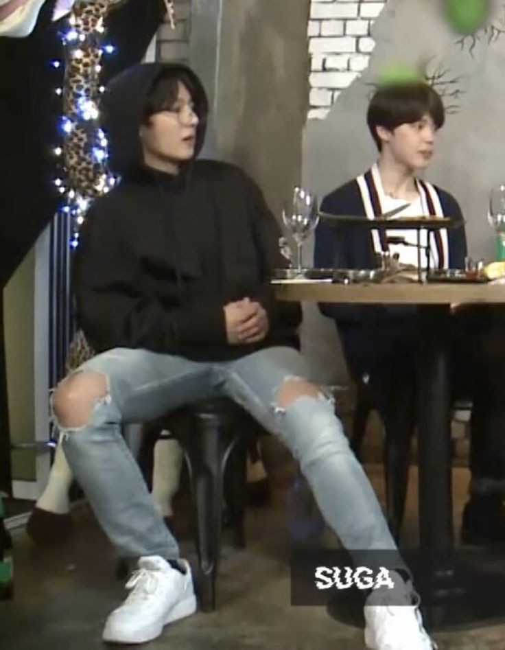 jungkook manspreading — a thread