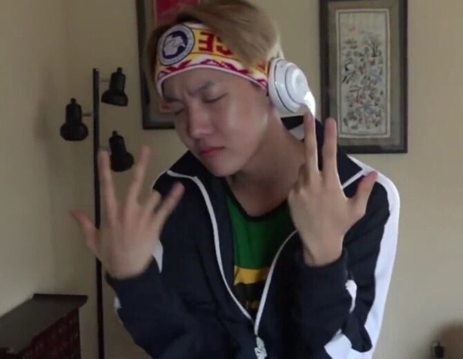 it's so pretty yet dangerous to look at