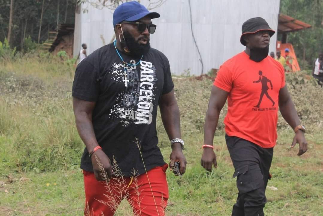 eddie_mutwe's tweet photo. Can't get away with the fact that Frank is gone. What a sad day. Rest In Power 😭 https://t.co/hsd3Hk3w8m