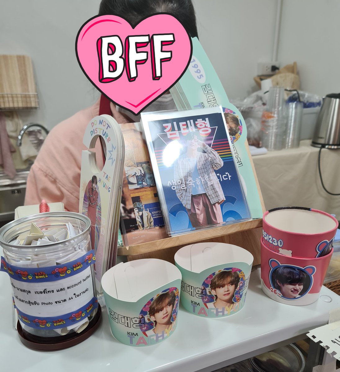 Monkeymhok's tweet photo. ขอบคุณน้องๆด้วยนะคะ ที่นำ give away มาร่วม น่ารักมากจิงๆ ✨🤍😘
@Dream_ncw
@_4vkook
#Absolute_VDAY https://t.co/qmILVV98tT