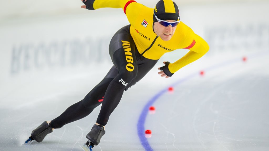 Een dik PR voor <a href="/JoostvDob/">Joost v. Dobbenburgh</a> op de 1500 meter! 🔥

Hij duikt bijna een seconde onder zijn oude toptijd: 1.47,16 (was 1.48,10) 💪🏻