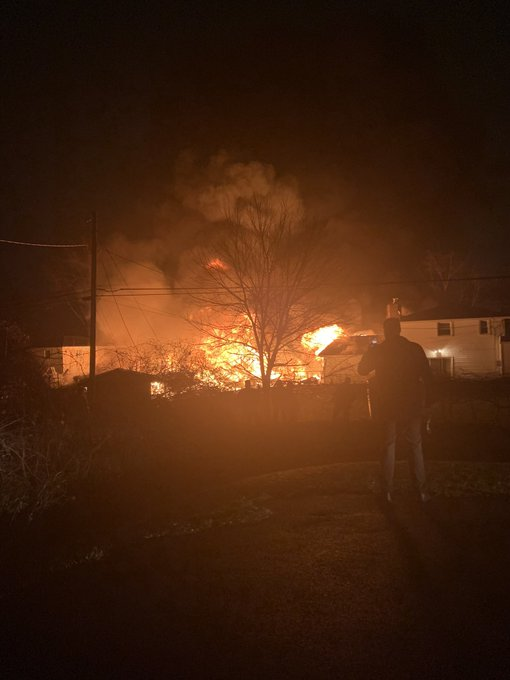 Melissa71400157's tweet image. #nashvilleexplosion  #NewYorkExplosion #baltimoreexplosion .  Random explosions in the #US . Sounds like a possiblity of #TerroistsAttacks to me !