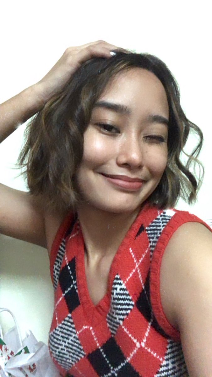 roxanneeelozano's tweet photo. 😉 https://t.co/P9qhlNspHg