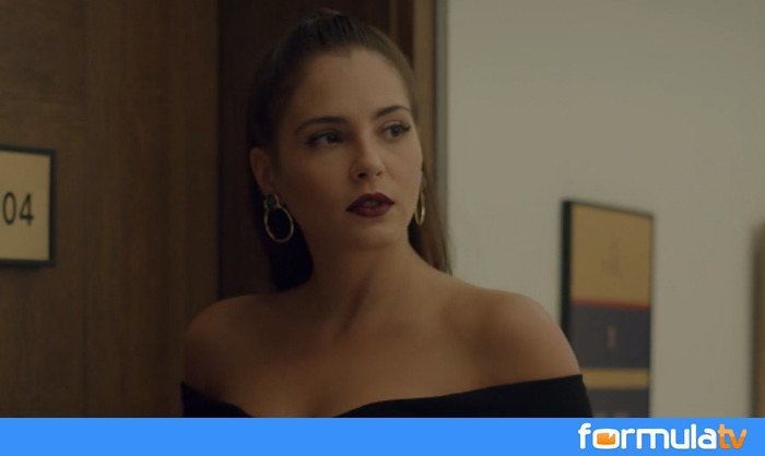 FormulaTV's tweet photo. Los guiños de #FoQElReencuentro: del 'me quemaría por dentro' a las fiestas petting https://t.co/czbbyTF53b https://t.co/wiePauSxno