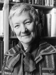 We mustn't forget the work done by female MEPs over the years. Janey Buchan, fierce anti-apartheid campaigner welcomed Mandela when he came to Brussels. She was pro CND & an early supporter of gay rights. Also, you know Winnie Ewing championed the Erasmus scheme, right? /8