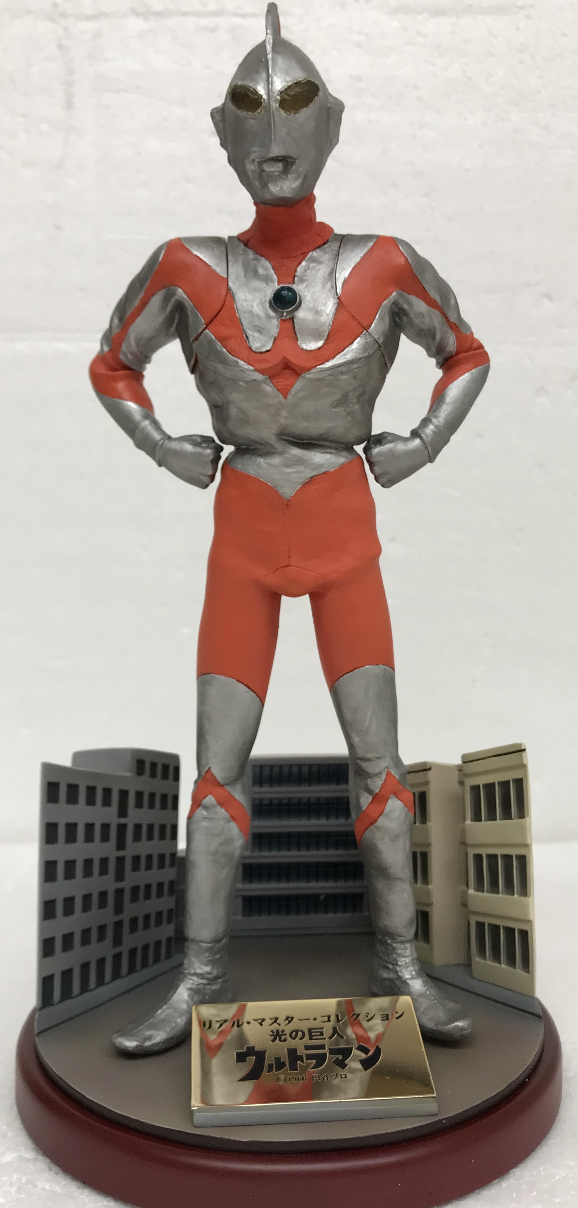 リアルマスターコレクション ウルトラマン X-PLUS 光の巨人