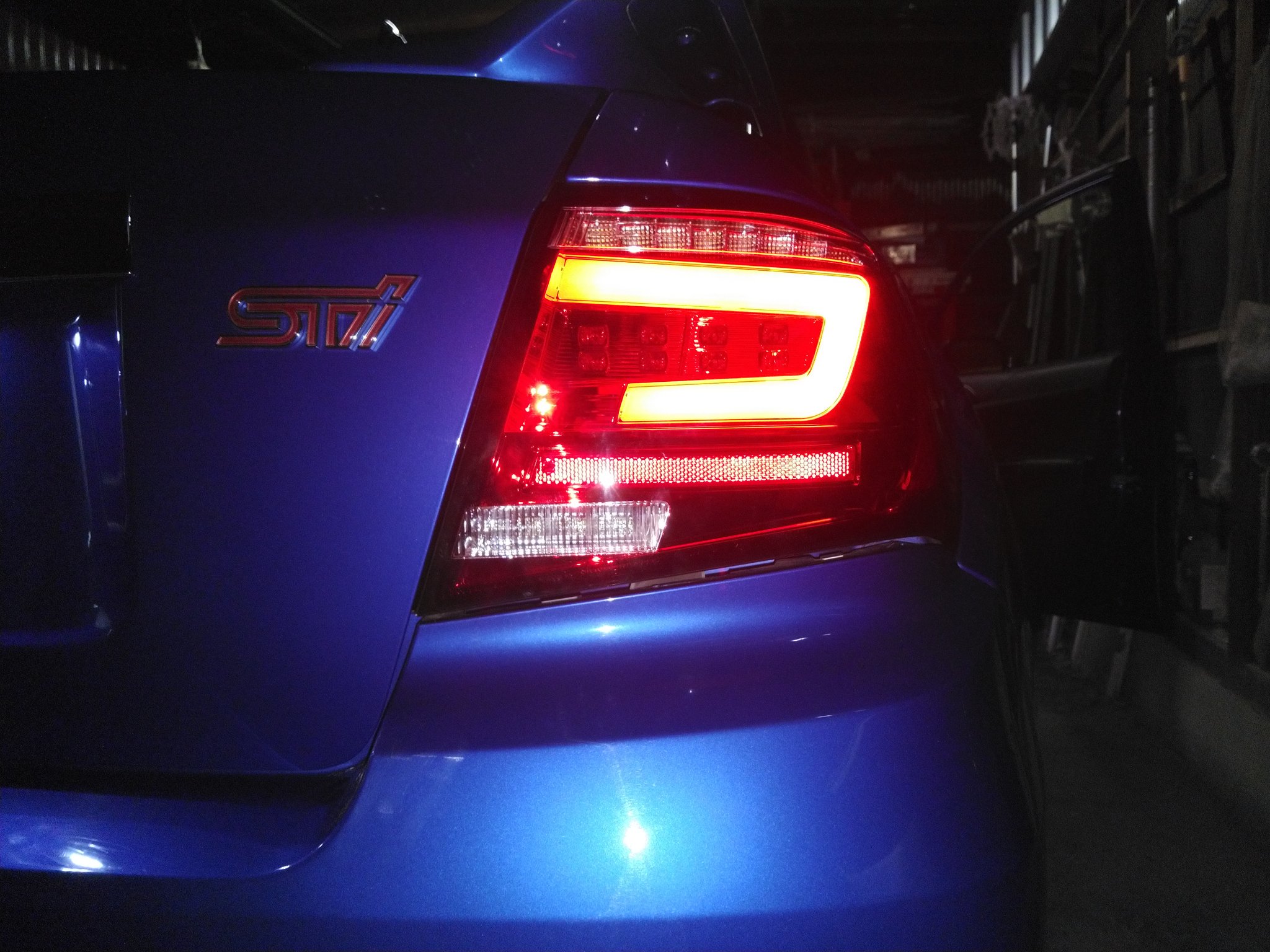 インプレッサ GVB GVF コの字型テールランプ（社外・LED）