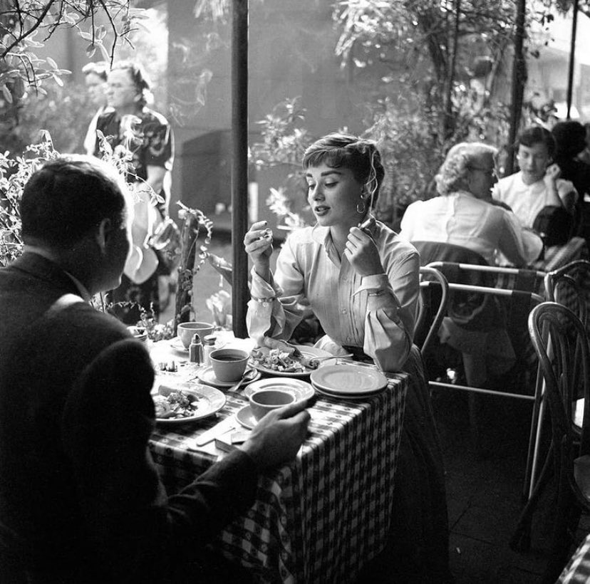 classicization's tweet image. 