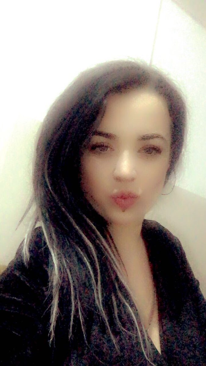 ahugener1's tweet photo. ##eskisehireskort  eve  aparta otele geliyorum seans 200 saat 400 yasaklarda geliyorum sıkıntı deil anal yok... https://t.co/wLk2iCbtnc