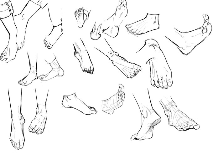 中身の足の方は描けるイメージあるんだけど、
この上に被せる靴がわからなーい 