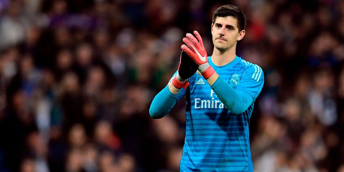 Ses premiers matchs au Réal seront plûtôt bon mais lors de la 6ème journée face à Seville le Réal va perdre pour la première fois de la saison 3-0 et après enchainera avec seulement 1 victoires sur les 7 prochain matchs avec Courtois qui encaissera 13 buts lors de cette serie.