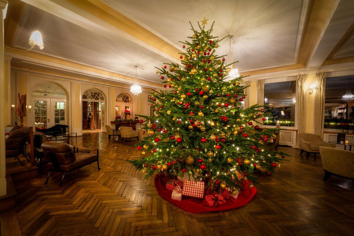 #lenkerhof #relaischateaux #5Sterneund1Krone #lenk #sichergömeridbärge #relax #feelathome #berge #hotel #christmas #weihnachten
