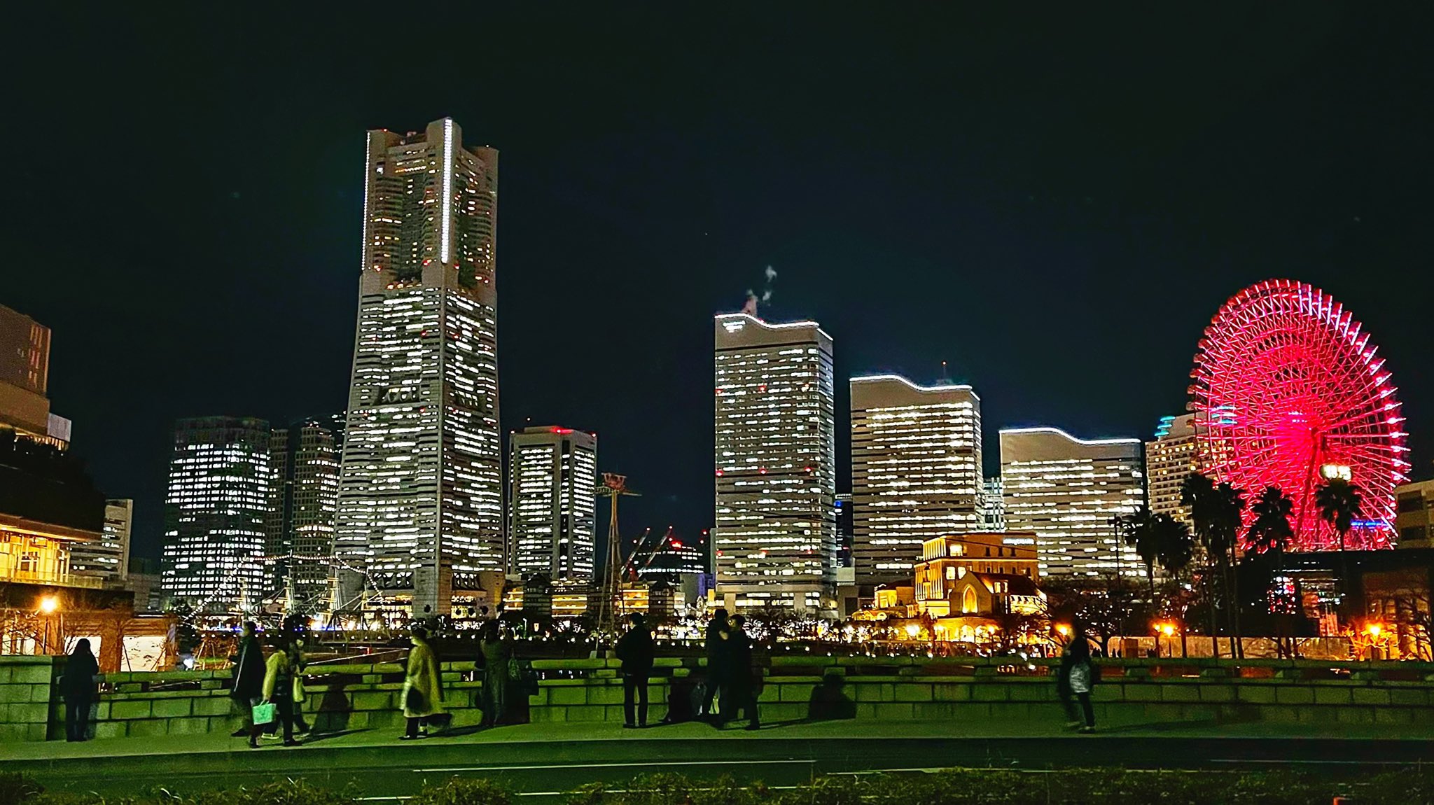 Michio Matsuoka スマホで切り撮る横浜夜景 Iphone 12 Pro Max ナイトモード 写真好きな人と繋がりたい ファインダー越しの私の世界 ふぉと Iphone12promax T Co Lmdbfeedif Twitter