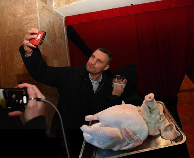 EqPRyORXcAMeI8H?format=jpg&name=small