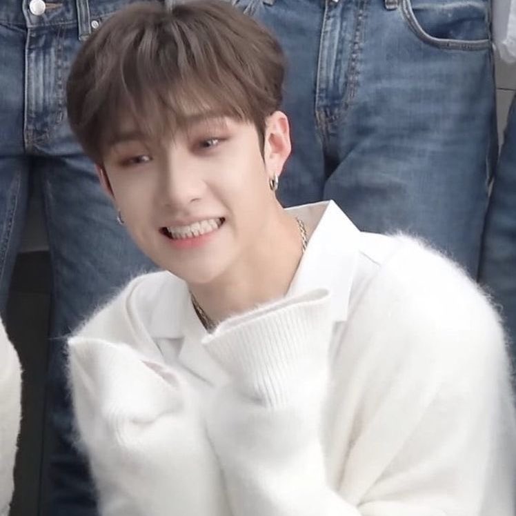 scftlix's tweet photo. - the tiniest🥺😌 https://t.co/1L5ihOybko