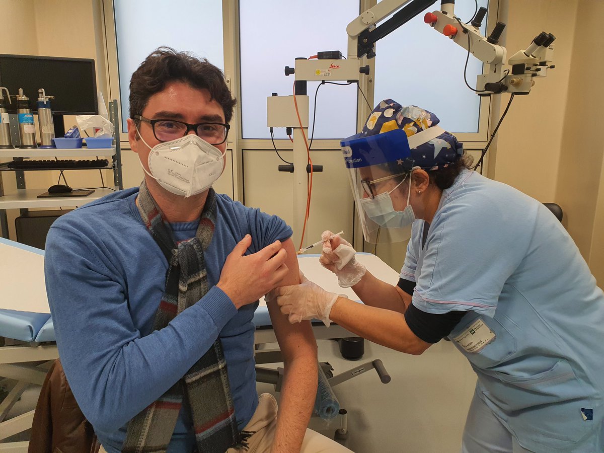 DrMCecconi's tweet photo. I don't celebrate my birthday, but today I have to: I have just received the best birthday present: a #COVID19 #vaccine 

Vaccines are a present for everyone of us, from decades of research.

Don't miss your present when your turn comes. https://t.co/wqd6LsBynA