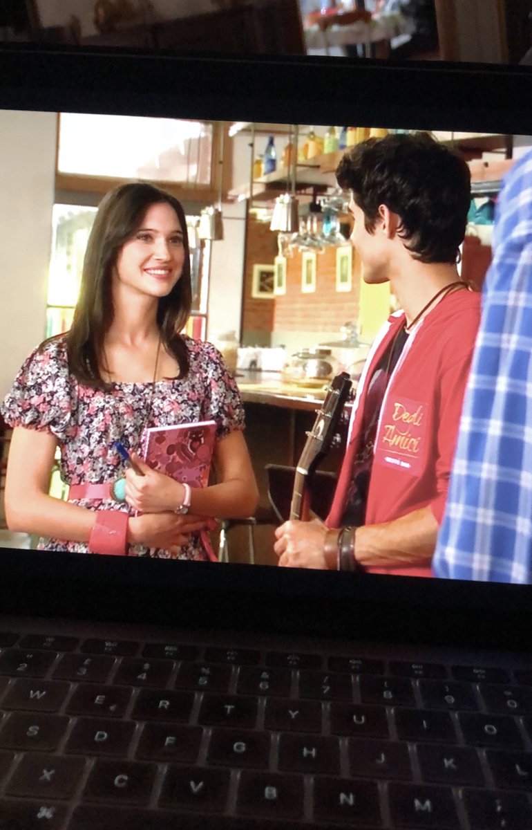 JorgeLodoTini's tweet photo. La nostalgia mi ha portato a rivedere la prima puntata di Violetta🙈💕
@lodocomello 
Miss you https://t.co/XXocEGrUde