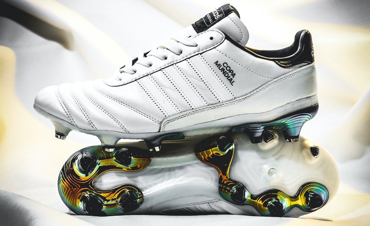 サッカースパイク アディダス プレデターアブソリュートSG プレデター