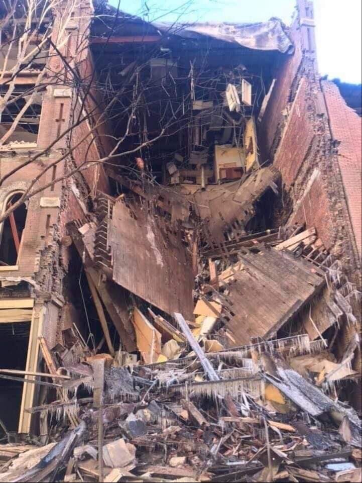 jasondotnews's tweet photo. As I'm reflecting on the #NashvilleBombing on Christmas day, I just can't get @JohnCooper4Nash's statement out of my head, when he said "we've got some broken glass and some broken windows”... and downplayed the entire incident before the entire area was restricted from view. https://t.co/rtPNAehwpT