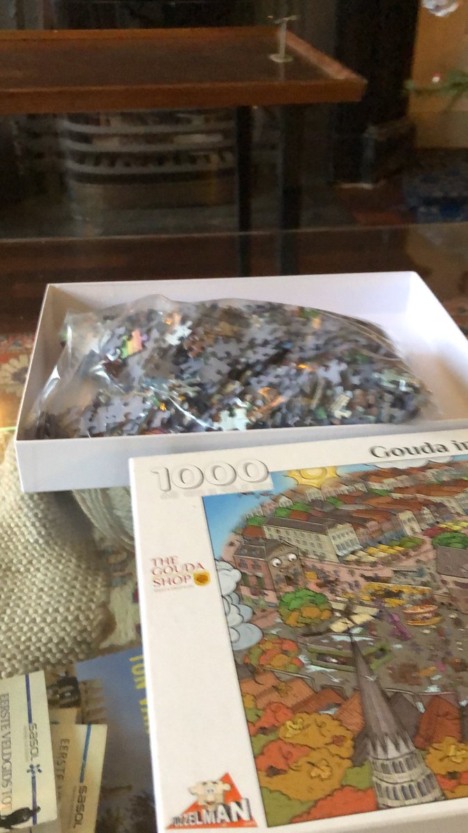 2 personen @GoudaShop #KampioenschapThuisLegpuzzelen