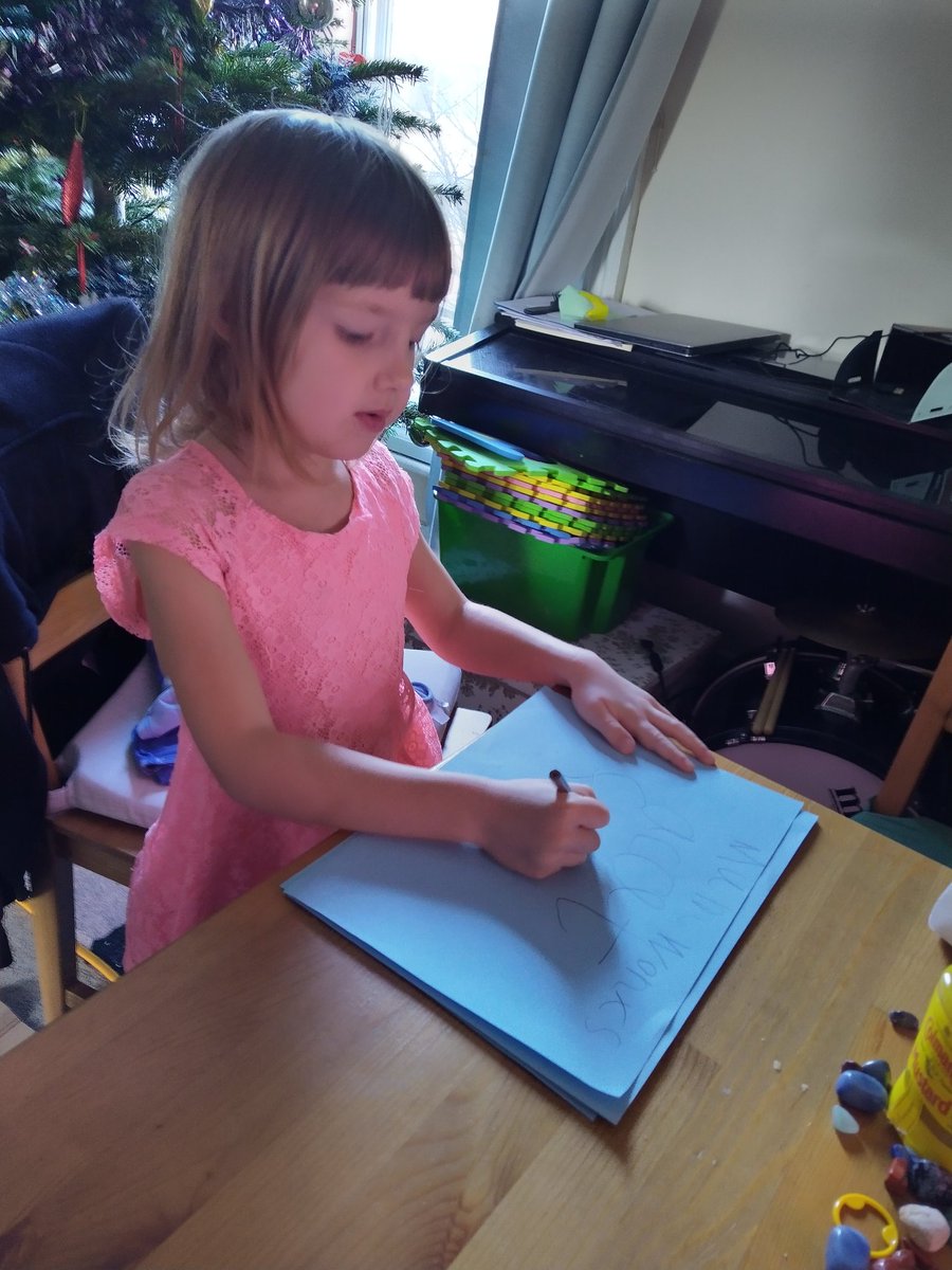 cayfor's tweet photo. She's already writing our letters to Santa for 2021. You never know how bad delivery times will be. On the positive site, I wished for a cat 🐈😸#bettersafethansorry #fingerscrossed #zeboss https://t.co/MF3ghJcXfe