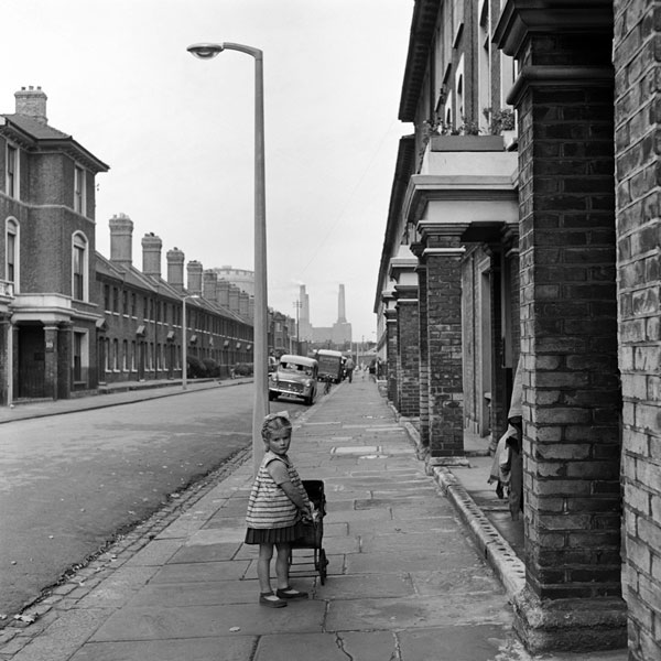 Here's some photos of 1950s London by Frederick WilfredAlthough little known, Wilfred was a professional photographer specialising in portraiture, for which he won numerous awards.