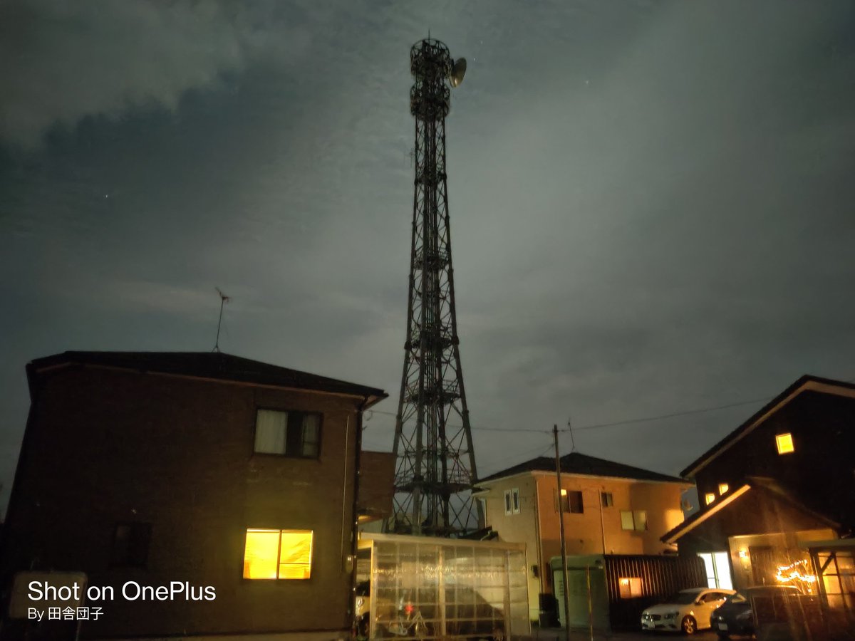 Yoshi_2020sun's tweet photo. #XiaomiMiNote10lite
#HuaweiP40pro5G
#OnePlus8
暗所夜景モード比較。おねぷらブレた。 https://t.co/9FF4U076Uy