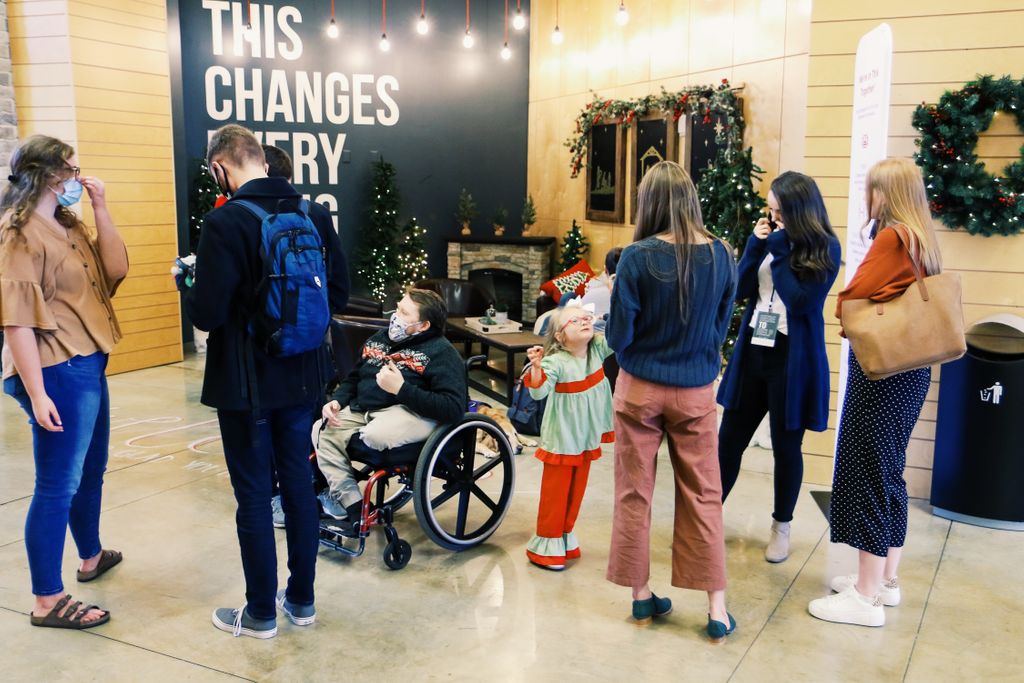 Compassion_boro's tweet photo. Church just isn’t the same without YOU and YOUR family! 👨‍👩‍👧‍👦

Join us in-person at 9 or 11 a.m. or live online today! ✨ Link to the service https://t.co/VnvcrCgg4T. https://t.co/PSQ9CsJD4G