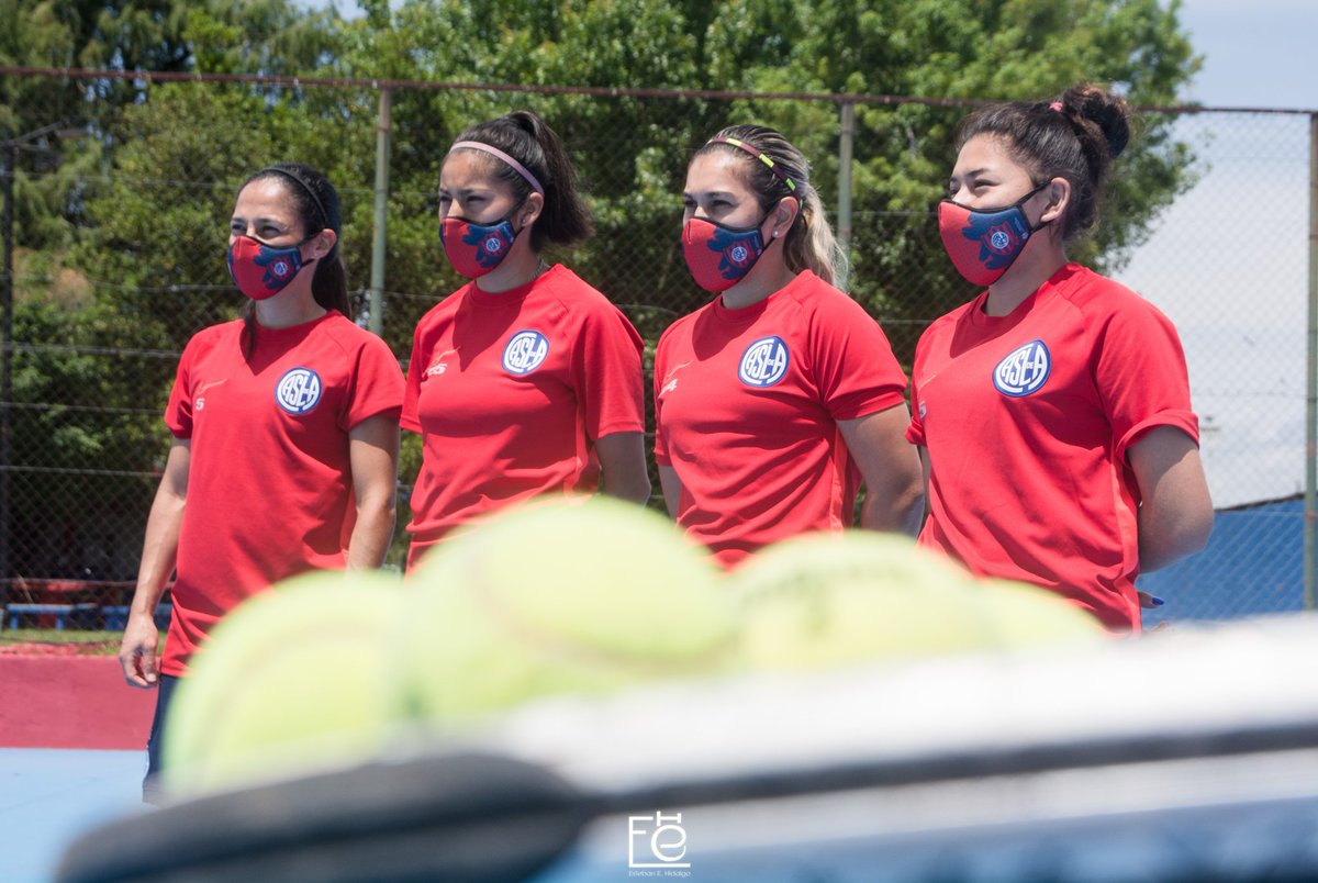 EHFotos's tweet photo. Ellas tuvieron su #ExperienciaSANTITAS
Mira las fotos en 👇🏼
https://t.co/yIipzaSZJt
💙📸❤
@TenisCASLA
@CASLAFFemenino
#TenisCASLA #TenisSL
#TenisSanLorenzo
#CaslaFutbolFemenino #FutbolFemenino #FutbolSL
#FutbolSanLorenzo
#InstanteEterno
#ConOjosDeCuervo
#Fotografia https://t.co/KDdkRCAF5k
